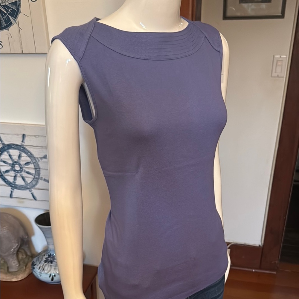 NWT northern reflections size small Elegant Purple Sleeveless Top